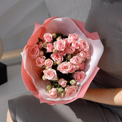 Букет «Поцелуй принцессы»  – нежные кустовые розы в королевском стиле Адыгейск Республика Адыгея