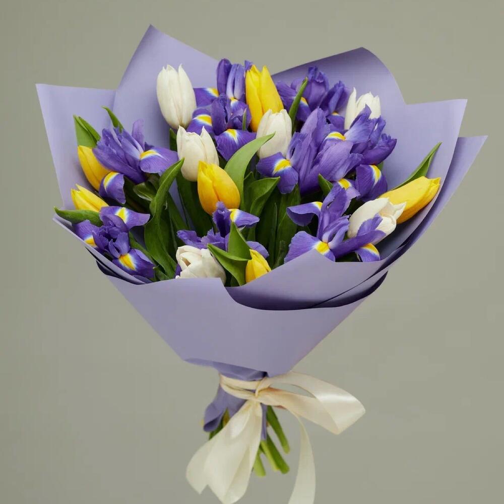 Букет из ирисов и тюльпанов «Весна» Адыгейск Республика Адыгея