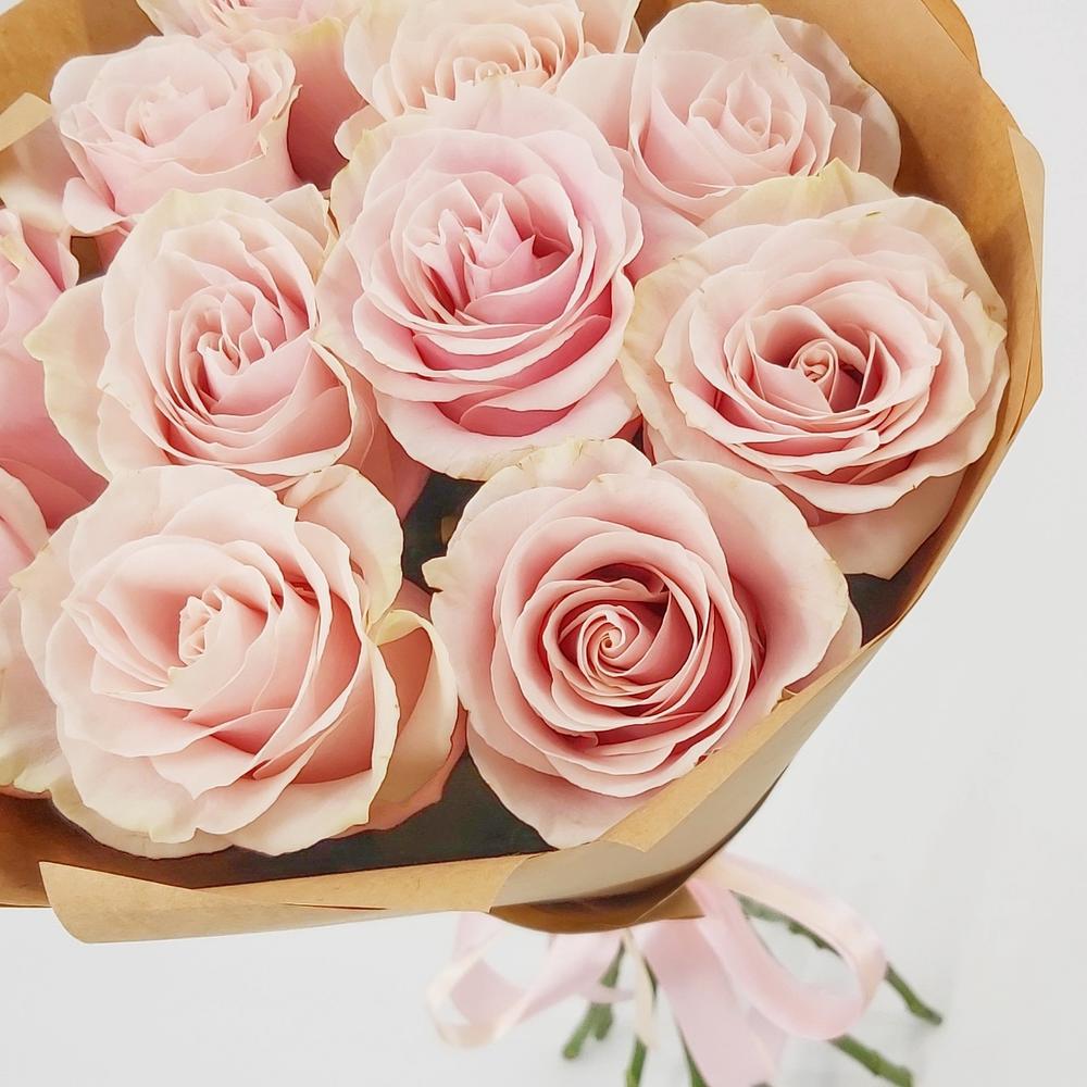 Букет из 11 розовых роз – нежность в каждом лепестке Адыгейск Республика Адыгея